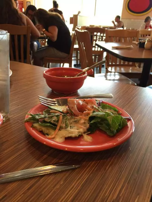 Tomato Cafe
