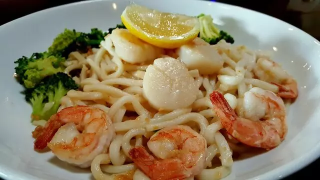 99 Degrees Seafood Kitchen