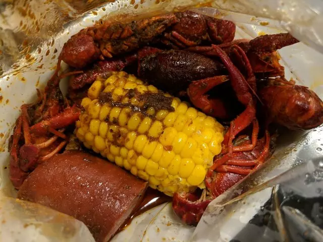 99 Degrees Seafood Kitchen