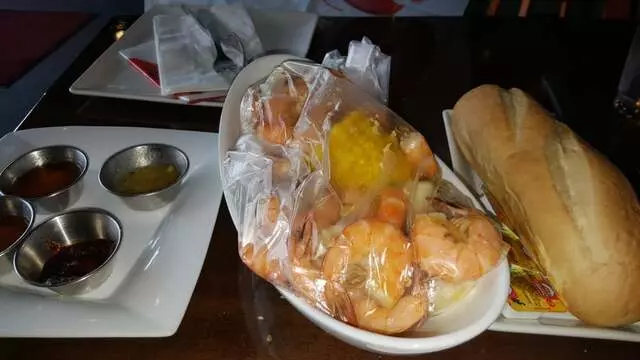 99 Degrees Seafood Kitchen