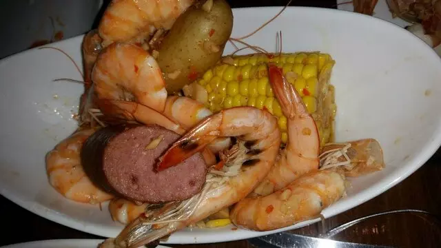 99 Degrees Seafood Kitchen