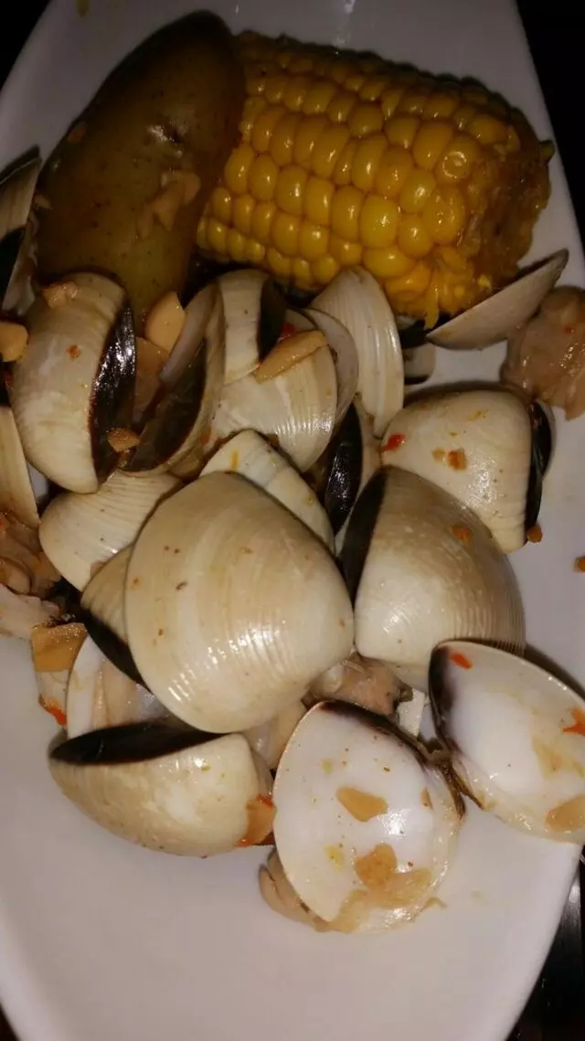99 Degrees Seafood Kitchen