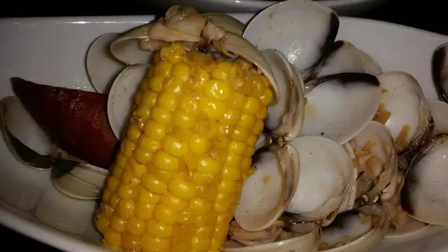 99 Degrees Seafood Kitchen