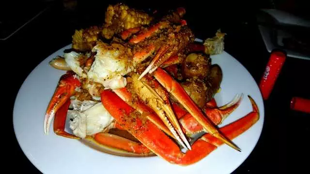 99 Degrees Seafood Kitchen
