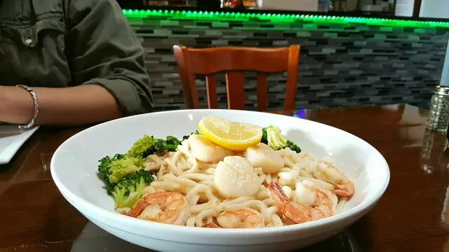 99 Degrees Seafood Kitchen