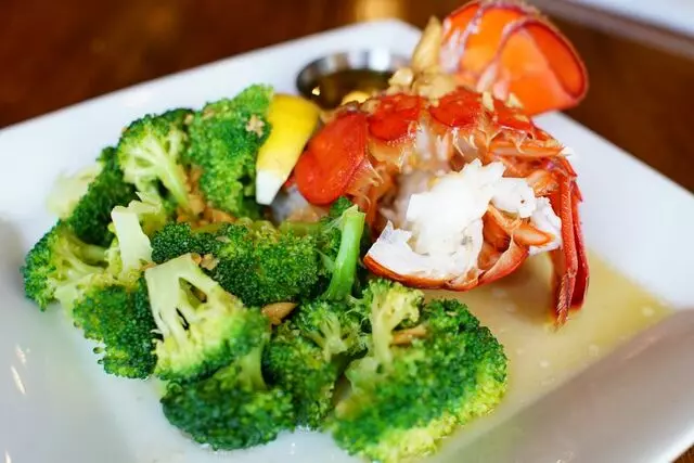99 Degrees Seafood Kitchen