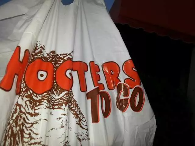 Hooters