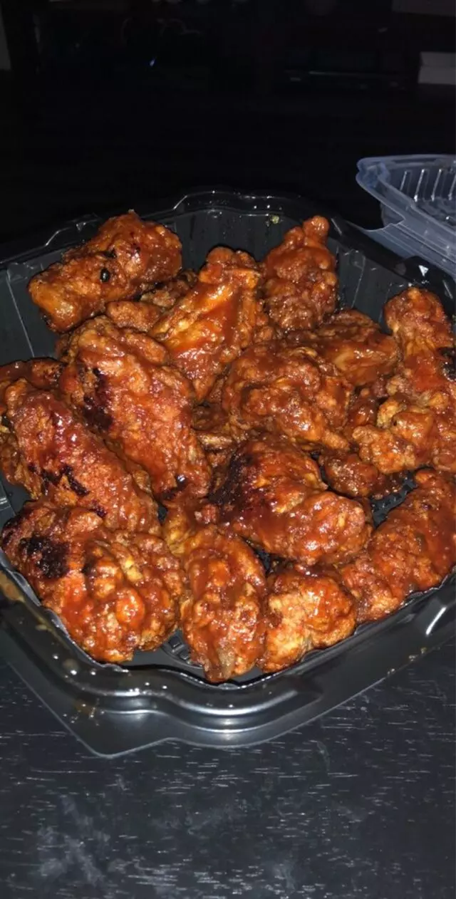 Hooters
