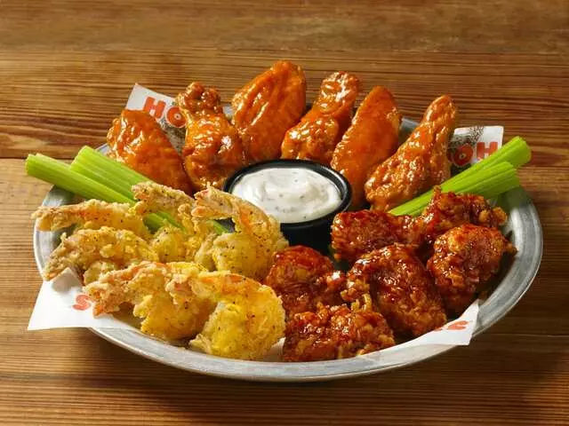 Hooters