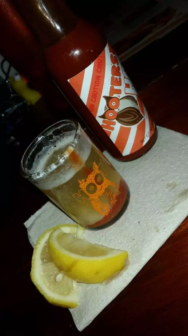 Hooters