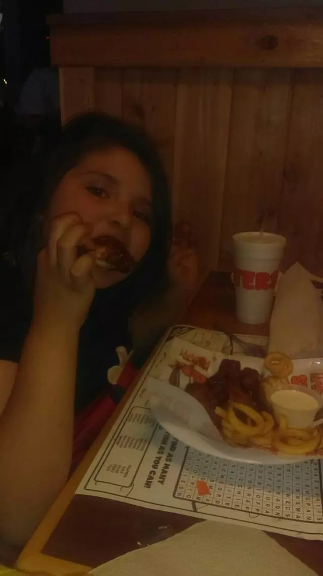 Hooters