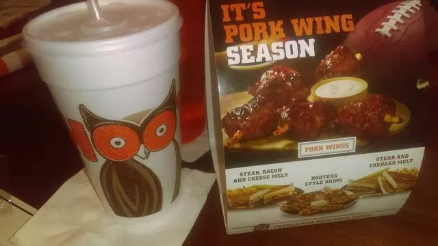 Hooters