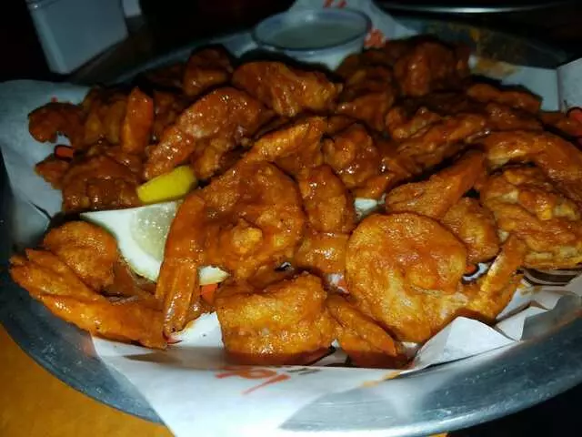 Hooters