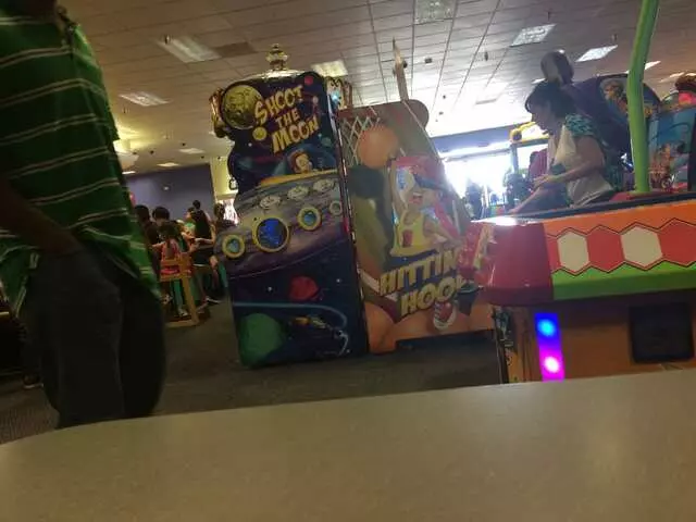 Chuck E Cheese’s