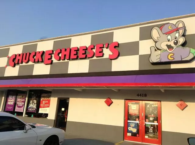 Chuck E Cheese’s