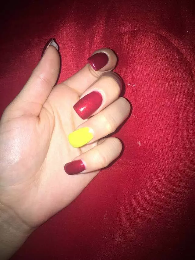 4 Ever Young Nails