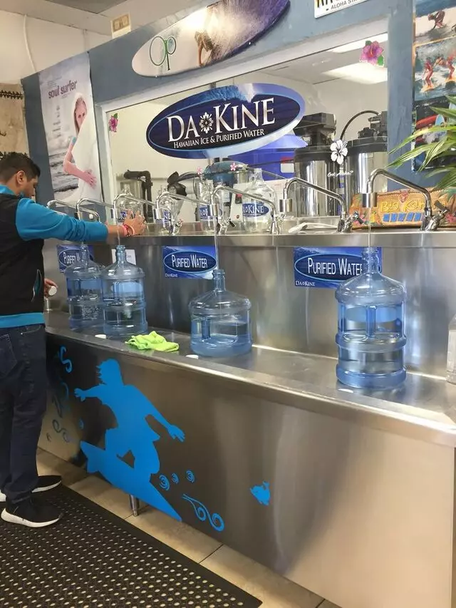 Dakine Hawaiian Ice & Purified Water