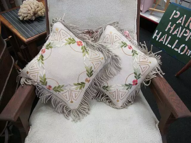 Apples of Gold Antiques & Uniques