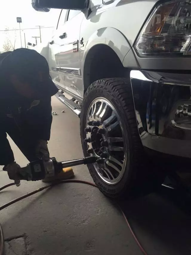 Alberto’s Tire Pros
