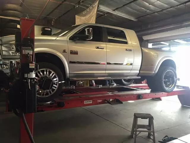 Alberto’s Tire Pros