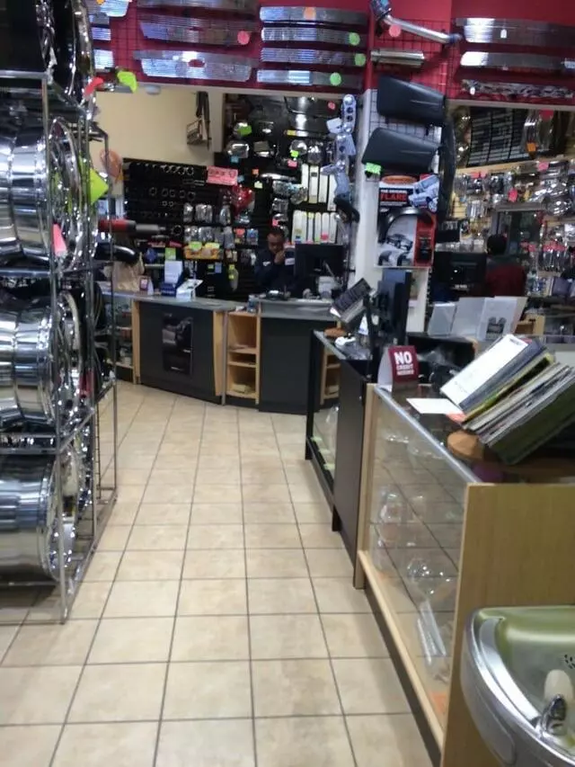Alberto’s Tire Pros