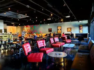 50/50 Coffee House & Pub
