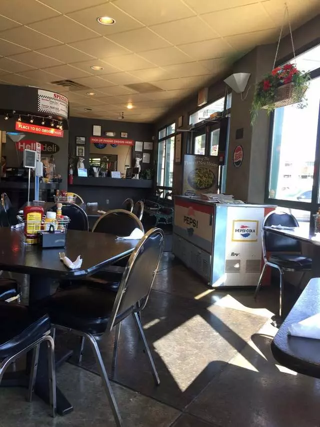 Hello Deli