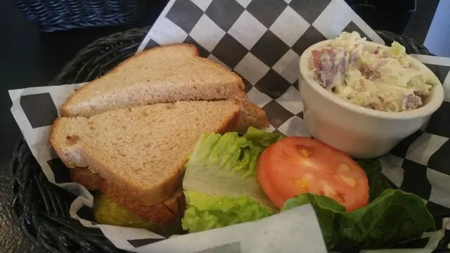 Hello Deli