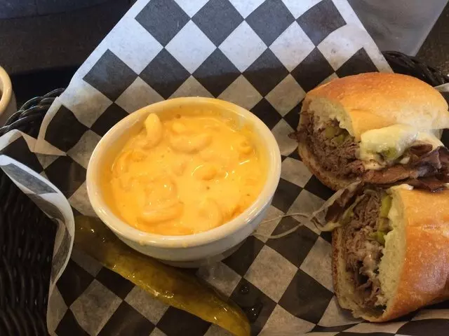 Hello Deli