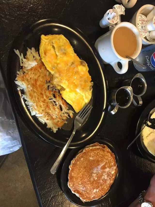 Hello Deli