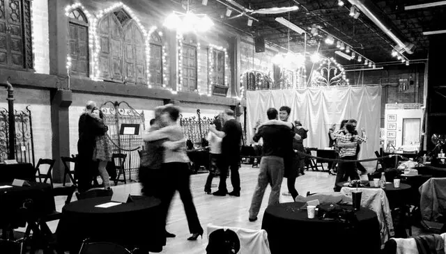 Bien Milonguero Tango School