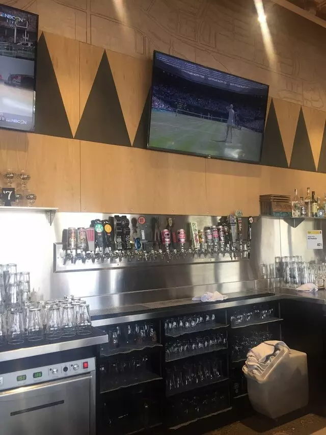 Sandia Saloon