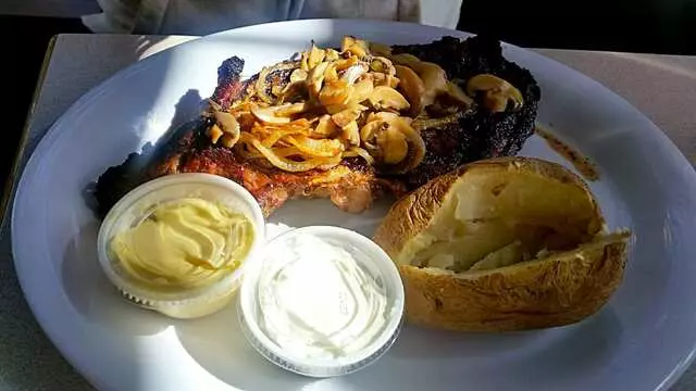 The Grill on San Mateo