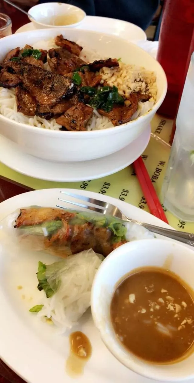 2000 Vietnam Restaurant