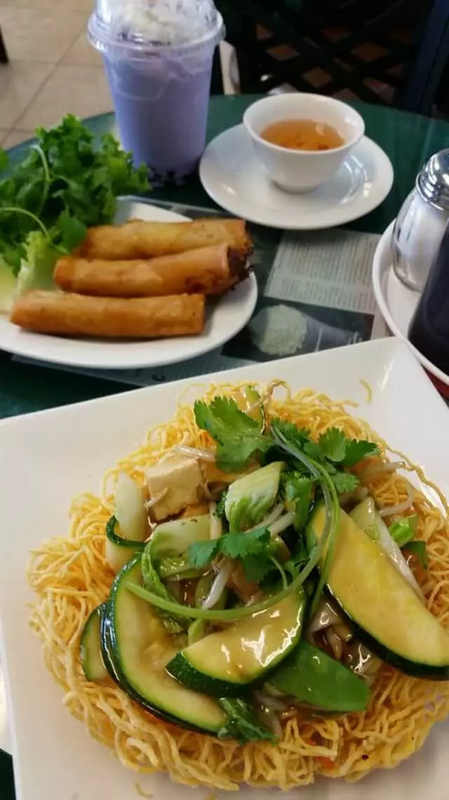 2000 Vietnam Restaurant