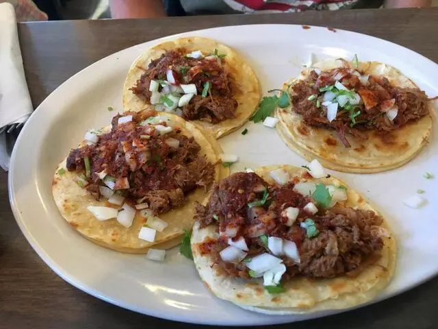 Ruben’s Grill