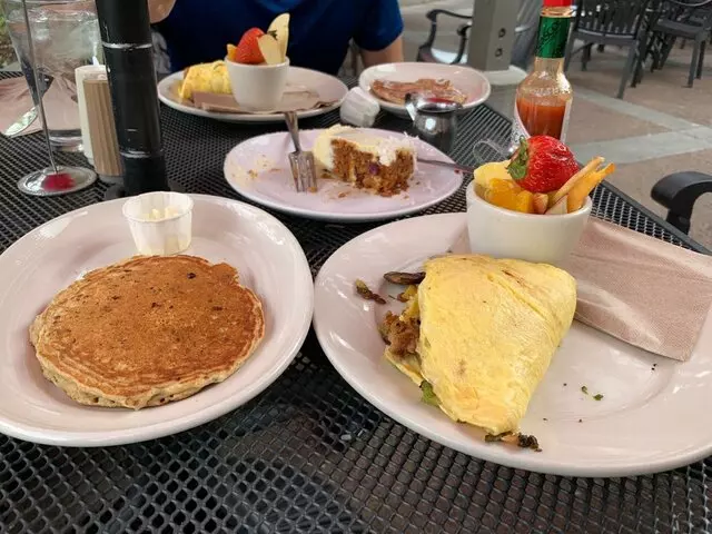 Flying Star Café