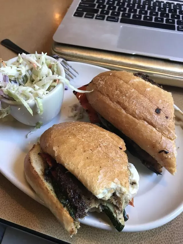 Flying Star Café