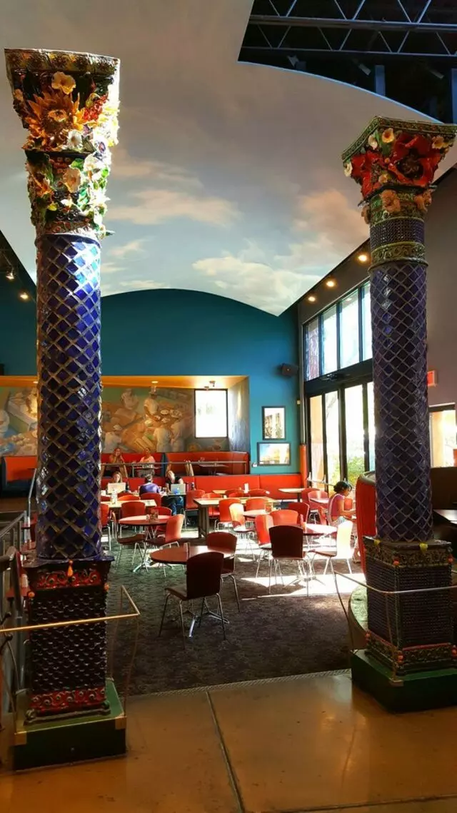 Flying Star Café