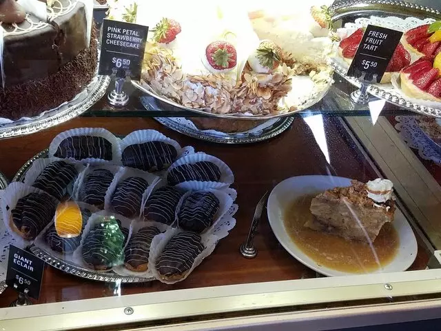 Flying Star Café