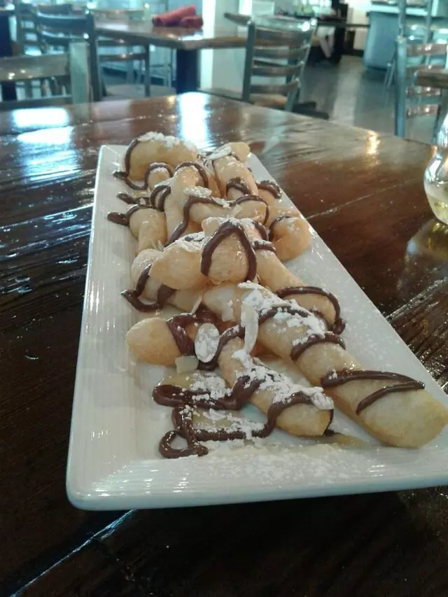 Amore Neapolitan Pizzeria