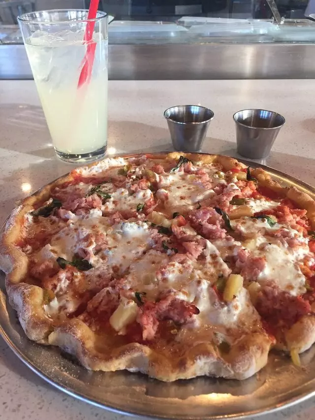 Amore Neapolitan Pizzeria