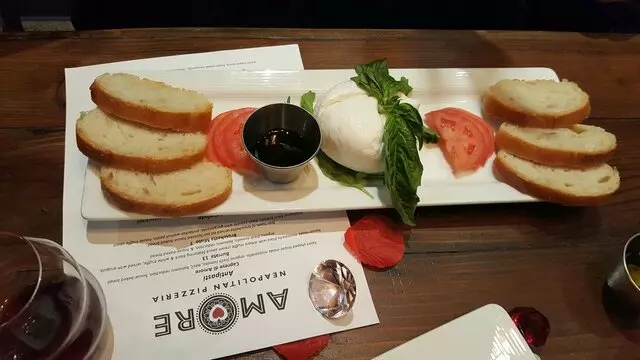 Amore Neapolitan Pizzeria