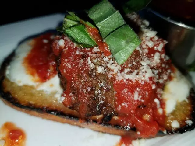 Amore Neapolitan Pizzeria