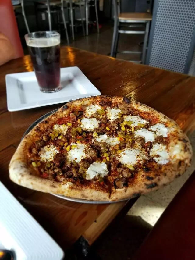 Amore Neapolitan Pizzeria