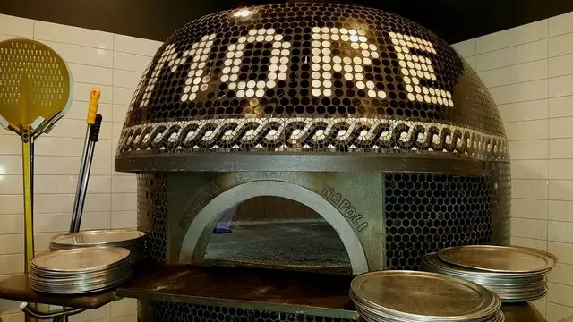 Amore Neapolitan Pizzeria