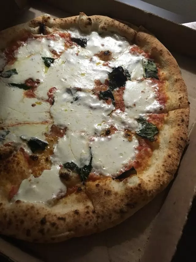 Amore Neapolitan Pizzeria