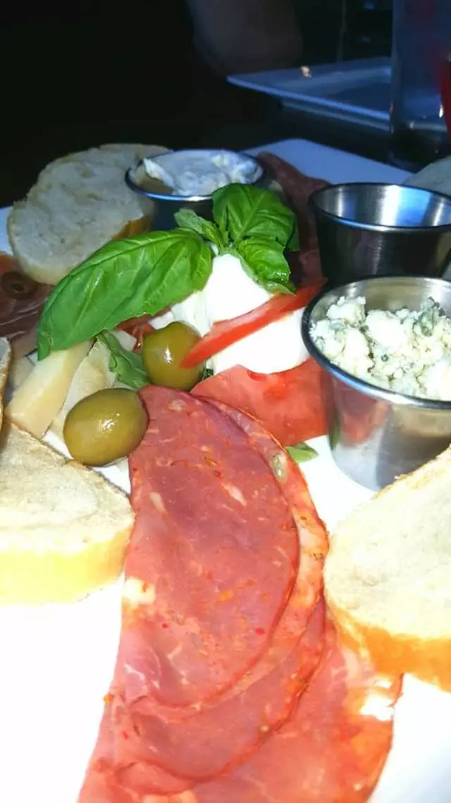 Amore Neapolitan Pizzeria