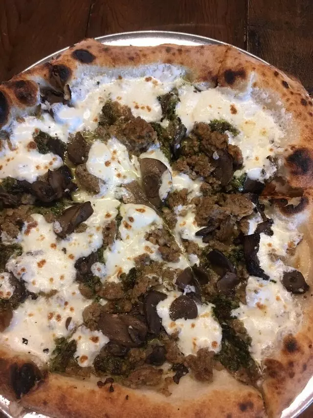 Amore Neapolitan Pizzeria