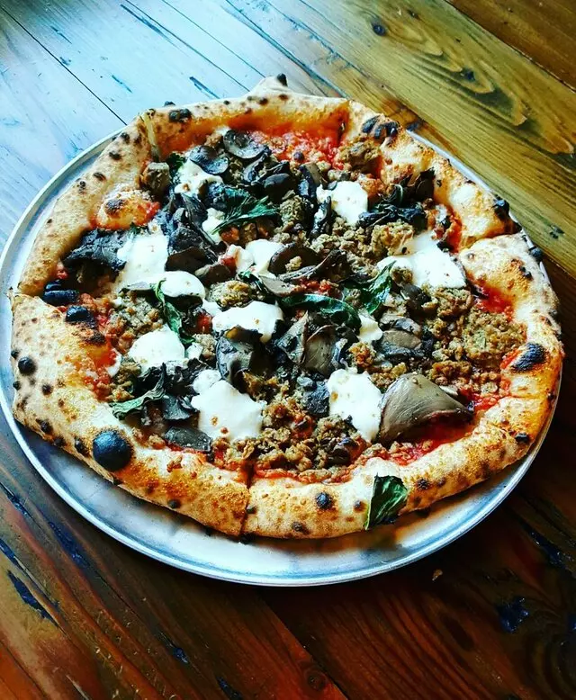 Amore Neapolitan Pizzeria